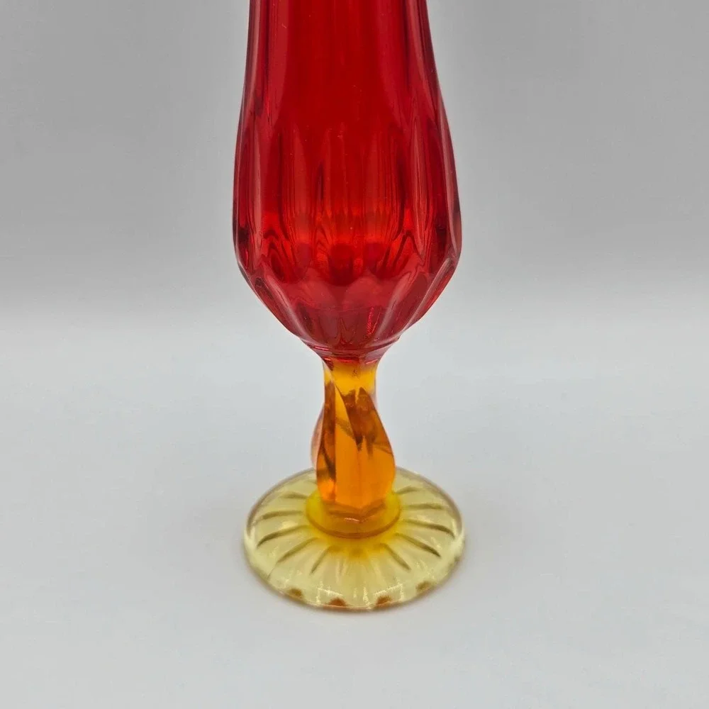 Vintage L.E. Smith Amberina Swung Vase Ribbed Pedestal MCM UV Cadmium 11.75